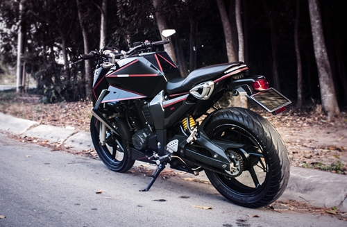 yamaha-fz-16-phong-cach-la-tai-sai-gon-page-2-4