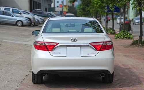 chi-tiet-toyota-camry-xle-2016-tai-ha-noi-7