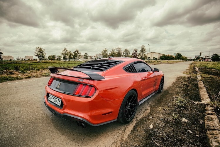 Dan choi Viet chi hon nua ty “do khung” Ford Mustang-Hinh-5