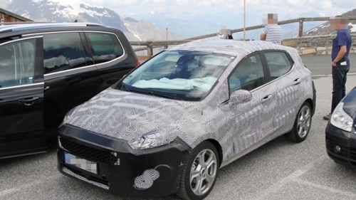 Lộ ảnh Ford Fiesta 2018 thiết kế thay đổi toàn diện - ảnh 6