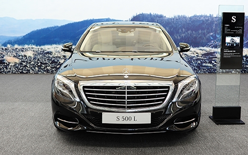 chi-tiet-mercedes-s500l-ban-nang-cap-tai-ha-noi-3