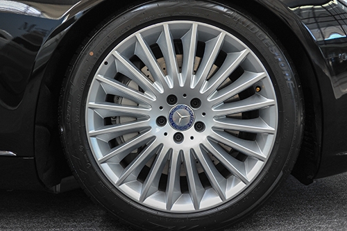 chi-tiet-mercedes-s500l-ban-nang-cap-tai-ha-noi-8