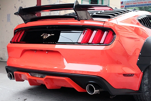 chi-tiet-ford-mustang-do-ham-ho-cua-tay-choi-lao-cai-8