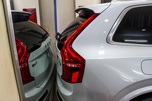 xe-do-volvo-xc90-r-design-o-sai-gon-page-2-4