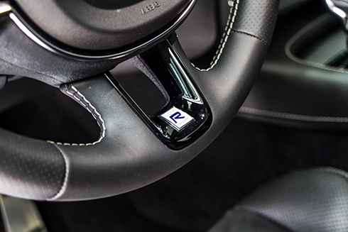 xe-do-volvo-xc90-r-design-o-sai-gon-page-3-3