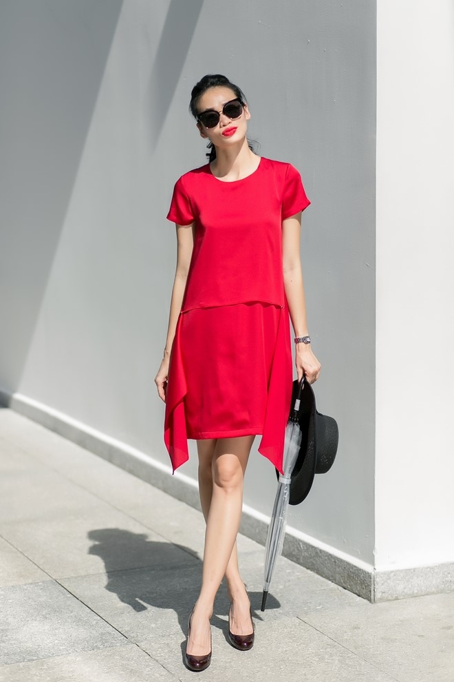 Fashionista Thanh Truc dien vay lua xuong pho hinh anh 9