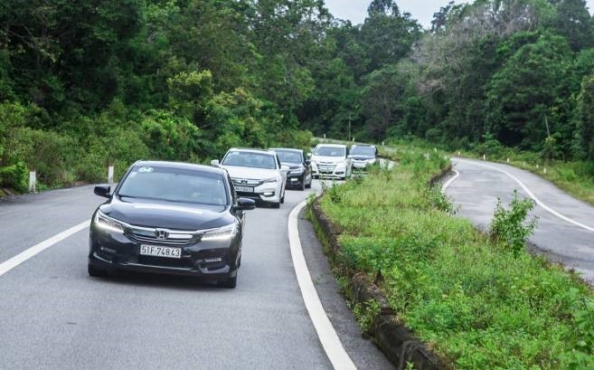Honda Accord chay 100 km tieu hao 6,3 lit xang hinh anh 2