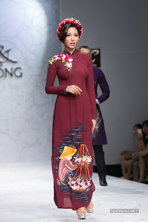 trang-tran-tai-xuat-san-catwalk-sau-thoi-gian-sinh-con-8