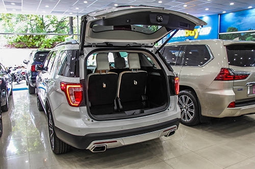 chi-tiet-ford-explorer-platinum-2016-tai-tp-hcm-3