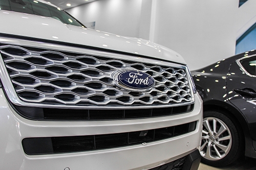 chi-tiet-ford-explorer-platinum-2016-tai-tp-hcm-4