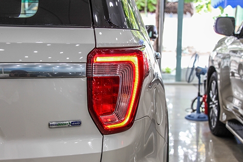 chi-tiet-ford-explorer-platinum-2016-tai-tp-hcm-6
