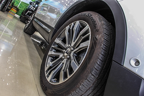 chi-tiet-ford-explorer-platinum-2016-tai-tp-hcm-7