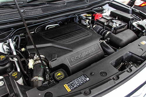 chi-tiet-ford-explorer-platinum-2016-tai-tp-hcm-8