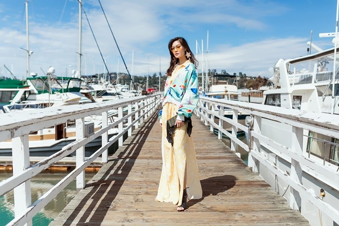 Le Hang - Thuy Dung tan bo tren duong pho My hinh anh 8