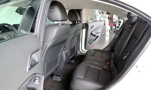 merrcedes-cla-200-doi-moi-dau-tien-tai-viet-nam-1