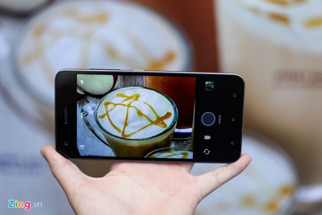 Anh HTC Desire 10 Pro sap ban tai Viet Nam hinh anh 12