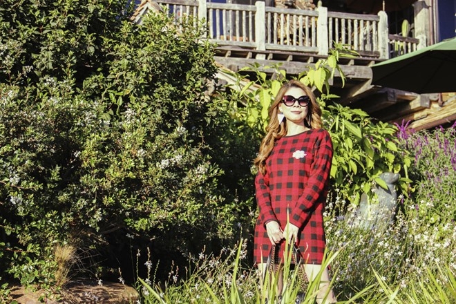 Thanh Thao tre trung trong bo anh chup o My hinh anh 4