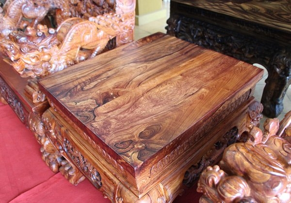 Bàn ghế cửu long, bộ bàn ghế cửu long, bộ bàn ghế đắt nhất việt nam, bàn ghế 2,6 tỷ đồng, bàn ghế gỗ cẩm lai Bàn ghế cửu long, bộ bàn ghế cửu long, bộ bàn ghế đắt nhất việt nam, bàn ghế 2,6 tỷ đồng, bàn ghế gỗ cẩm lai