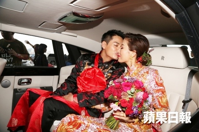 Hoa dan TVB Duong Di deo vang triu tay trong ngay cuoi hinh anh 7