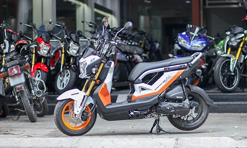 chi-tiet-honda-zoomer-x-2017-dau-tien-ve-viet-nam-1