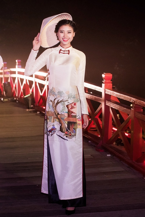 nguoi-dep-hoa-hau-viet-nam-rang-ro-dien-ao-dai-6