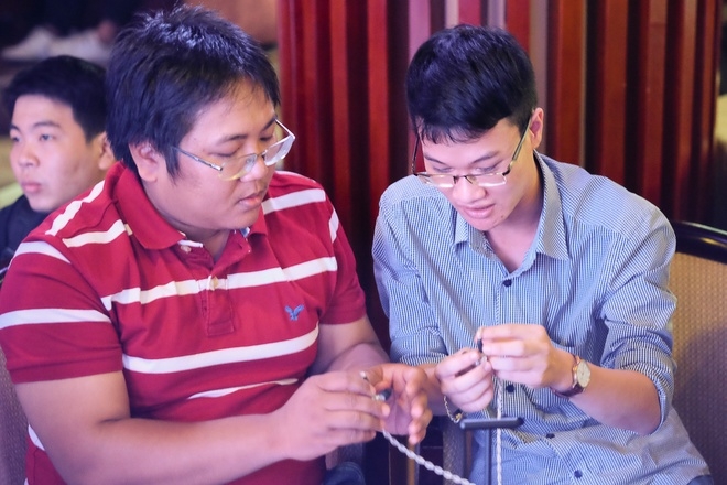 Xu hướng chơi tai nghe 'hàng thửa' ở Việt Nam