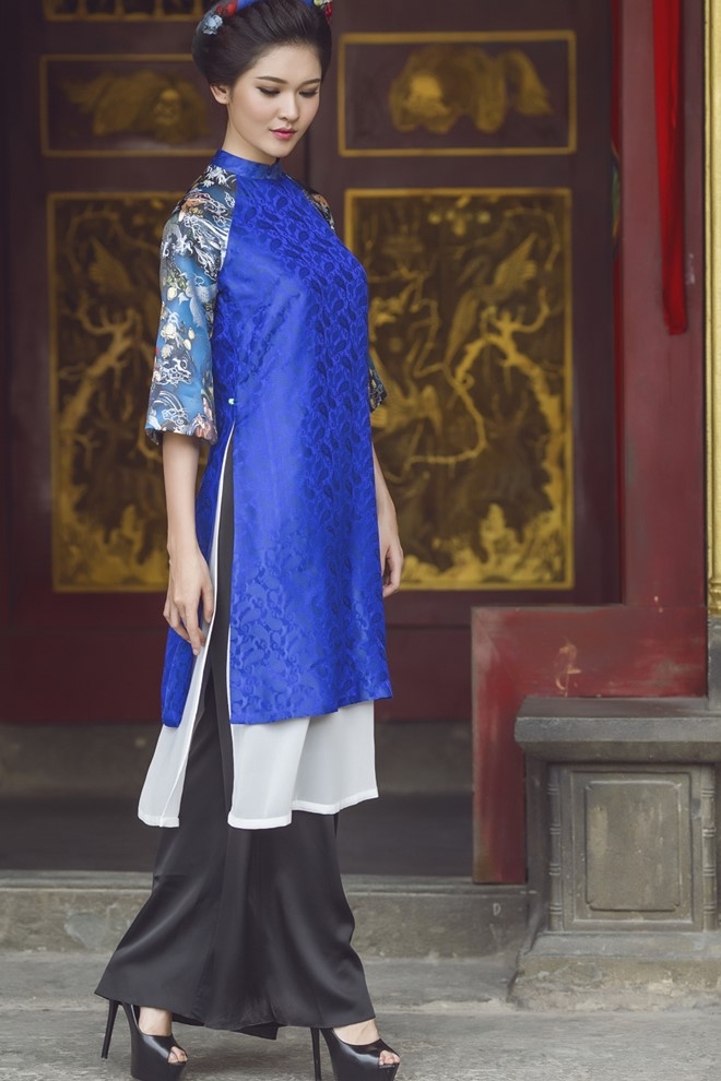 A hau Thuy Dung thuot tha voi ao yem ho vai tran hinh anh 4