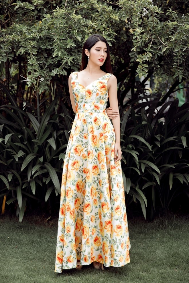 Dien vien 'Zippo, mu tat va em' ngot ngao voi dam hoa tiet hinh anh 3