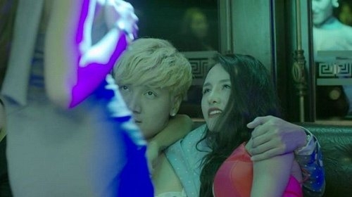 Mạnh Trường lên tiếng giữa tâm bão ồn ào cảnh quay ăn chơi, sa đọa