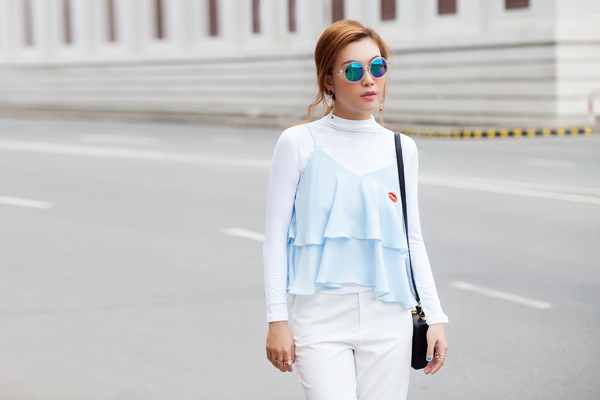 trang-phuc-hoa-tiet-cho-nang-yeu-phong-cach-nhe-nhang-10