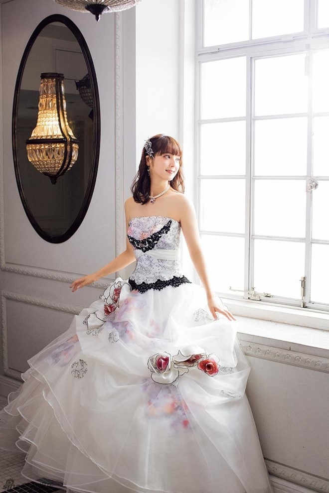 Giai nhan dep nhat Nhat Ban ngot ngao trong vay cuoi hinh anh 3