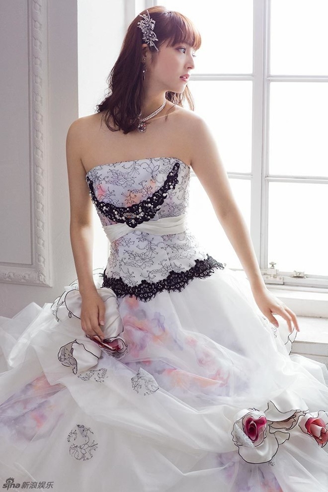 Giai nhan dep nhat Nhat Ban ngot ngao trong vay cuoi hinh anh 7