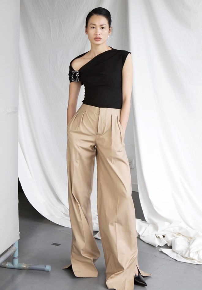 Fashionista Thanh Truc goi y 10 bo canh thanh lich hinh anh 8