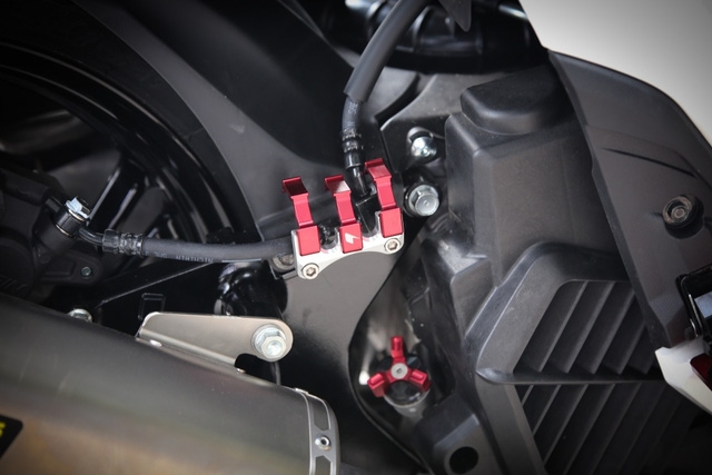 Vừa ra mắt, Honda SH 150i 2017 đã được thanh niên Hà Nội chi 55 triệu độ kiểng - Ảnh 5.