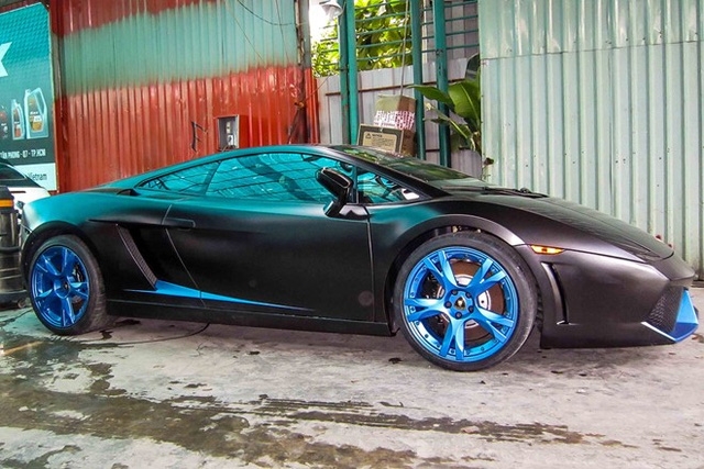 Bò già Gallardo SE bản giới hạn 250 chiếc rao bán 4,1 tỷ Đồng tại Sài thành - Ảnh 4.