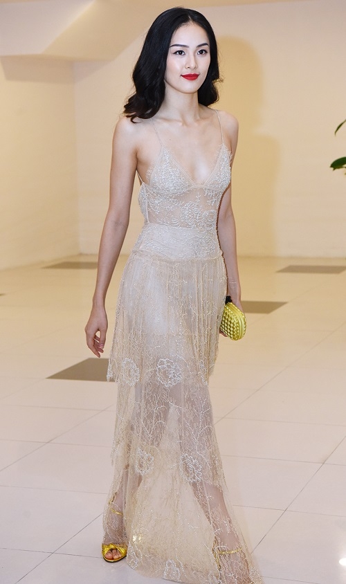 15 bộ đầm xuyên thấu