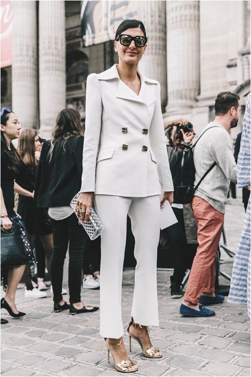 Khi đã ngoài 30, màu sắc nào là chủ đạo trong tủ áo? - 2