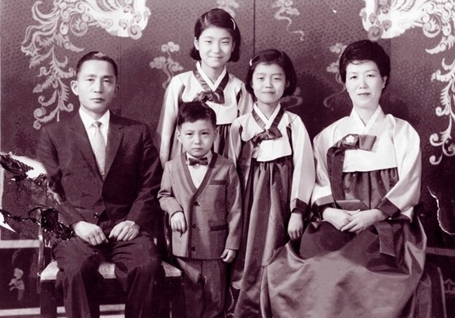 Tong thong Han Quoc mat an mat ngu cho phan quyet cuoi cung hinh anh 3