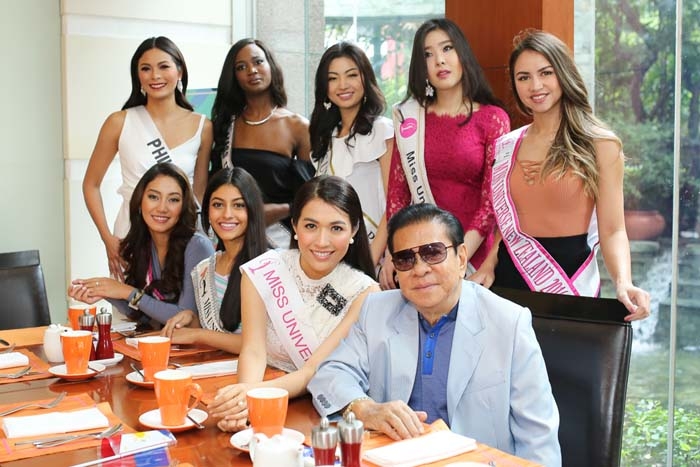 a hau le hang do sac cung 10 nguoi dep dau tien cua miss universe 2016 hinh anh 10