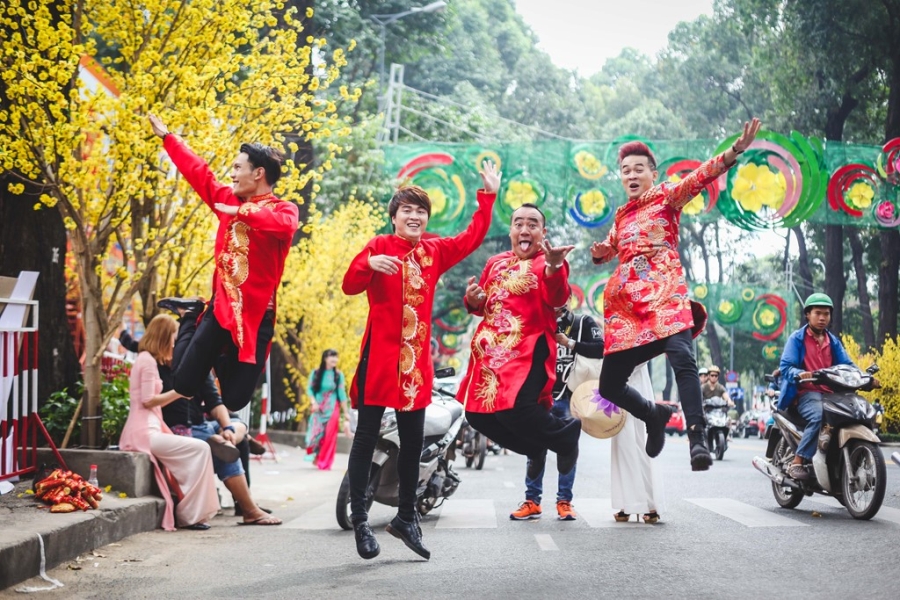 Tuyen duong mua xuan noi bat giua Sai Gon hinh anh 7