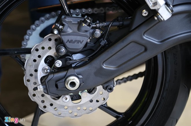 Chi tiet nakedbike gia mem Kawasaki Z650 vua ra mat tai VN hinh anh 11