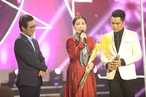 siu black dau xot khi con trai khong nhan ra me - 15