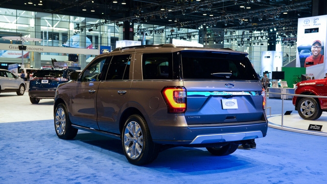 Ngắm SUV 8 chỗ Ford Expedition 2018 bằng xương, bằng thịt - Ảnh 6.