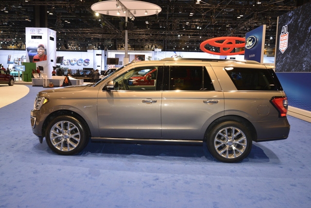 Ngắm SUV 8 chỗ Ford Expedition 2018 bằng xương, bằng thịt - Ảnh 7.