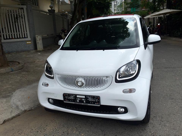Chiêm ngưỡng bé hạt tiêu Smart ForTwo Cabriolet 2016 hơn 1 tỷ Đồng tại Việt Nam - Ảnh 7.