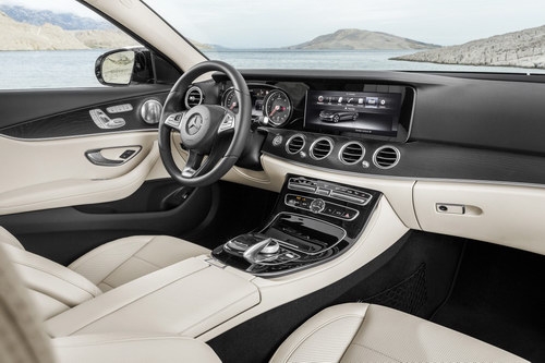 Mercedes E250 2017 giá 2,5 tỷ đồng sắp ra mắt Việt Nam - 2