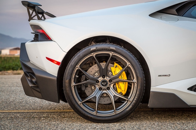 Siêu phẩm Lamborghini Huracan độ Novara đầu tiên tại Việt Nam sắp ra lò - Ảnh 10.