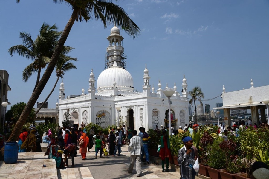 Nhung dia danh nghiem cam phu nu den gan hinh anh 2
