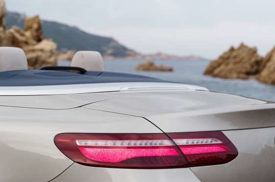 Nhung hinh anh dau tien cua Mercedes-Benz E-Class Cabriolet 2018 hinh anh 7