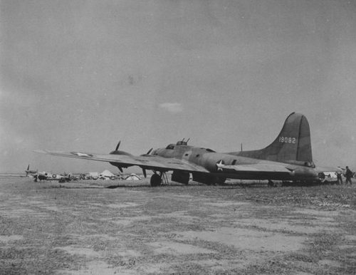 vu-ca-cuoc-khien-chi-huy-toi-cao-my-mat-oanh-tac-co-b-17-1